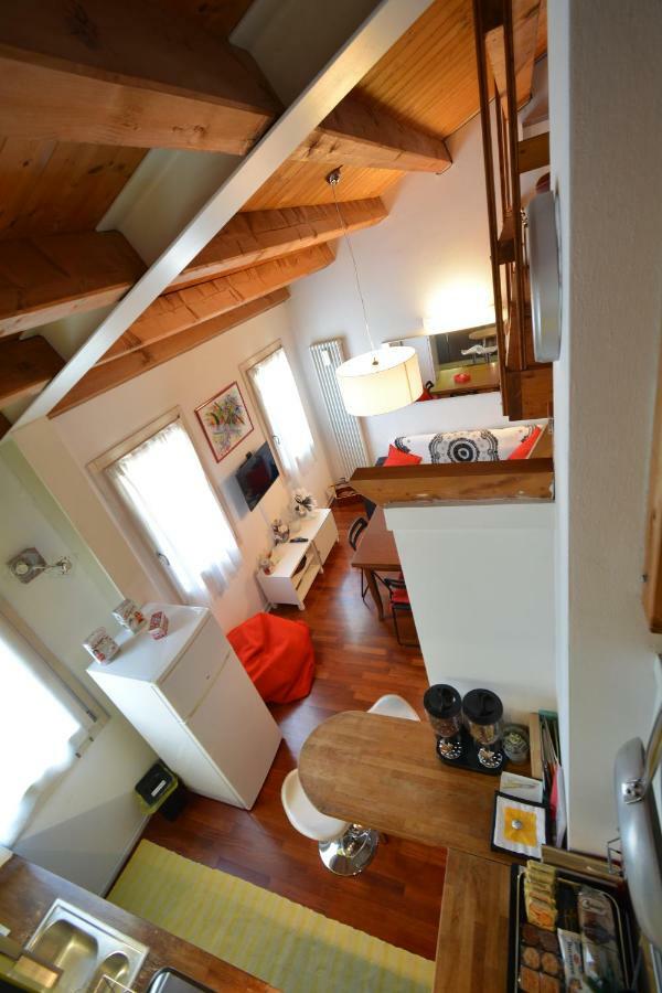 Casa Vacanze Chez La Reine - Holiday Home Vicenza Eksteriør billede
