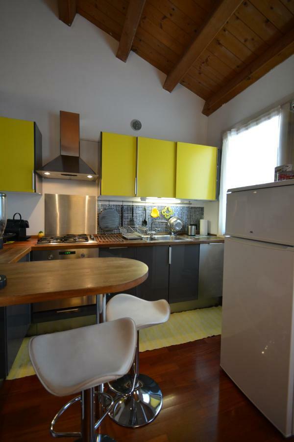 Casa Vacanze Chez La Reine - Holiday Home Vicenza Eksteriør billede